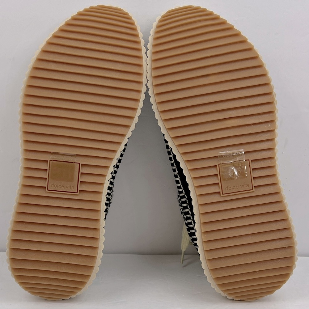 DOLCE VITA, CREAM & BLACK WOVEN KNIT SNEAKERS/ WALKING SHOES, WOMEN’S SIZE 9.5 - Picture 10 of 16